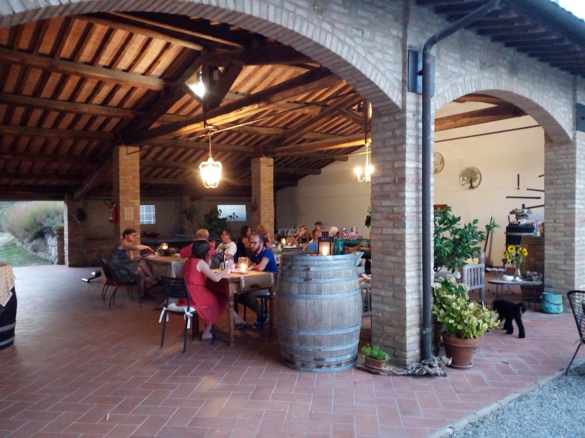 Podere Schioppello Casale Con Appartamenti Privati Cibottola Exterior foto